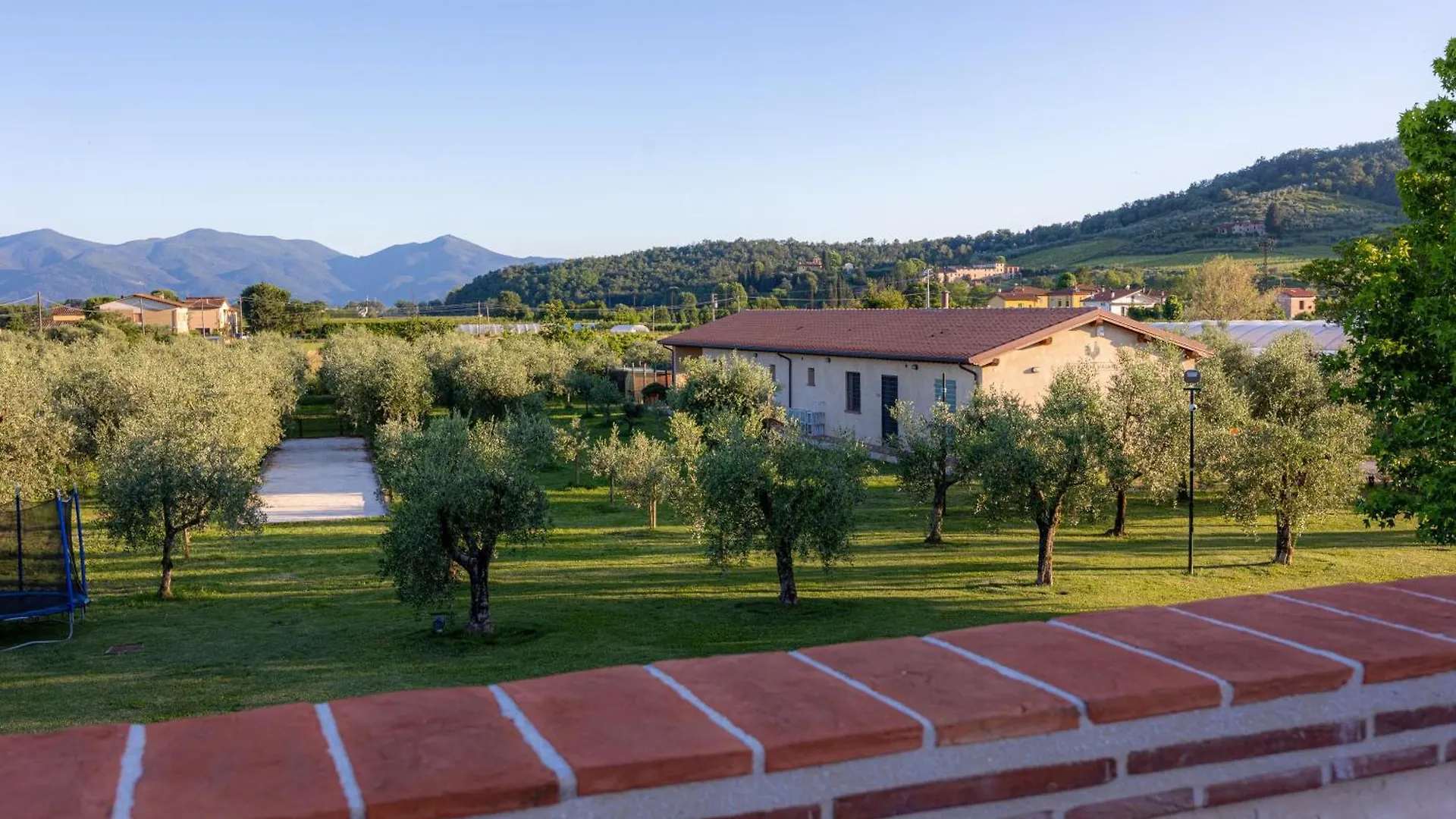Podere Di Piero Lucca 0*,